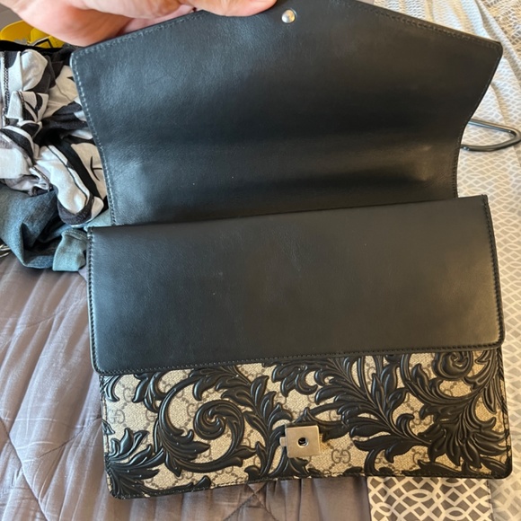 Gucci Supreme Arabesque Medium Bag - Picture 4 of 5